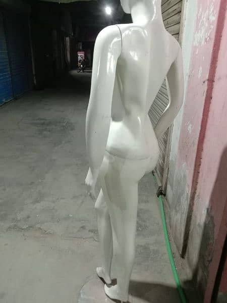 mannequin dummy 4