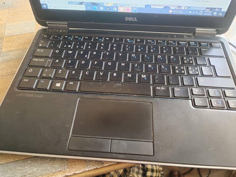 Dell Laptop 8gb Ram 128gb SSD 0