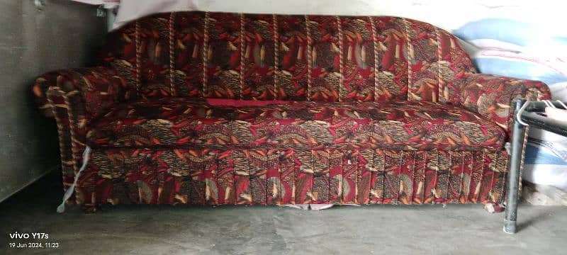 Sofa Set 5 seater (3 seater + 1 seater + 1 seater) 1