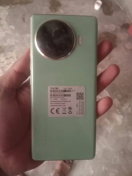 tecno spark 20 pro plus 4