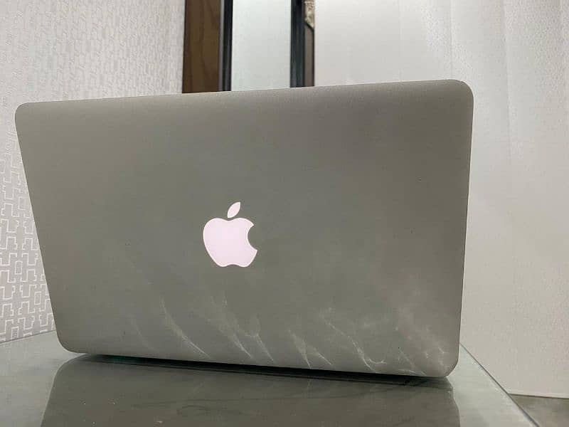 MacBook Air 2015  512 gb ssd 0