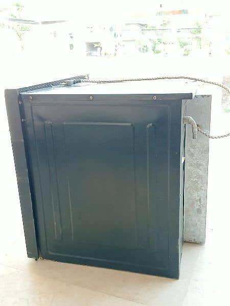 Gas oven 1