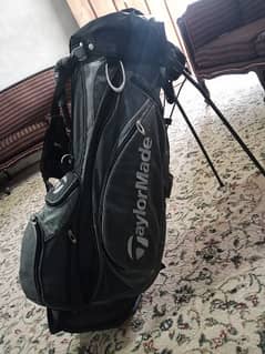 golf bag ( TaylorMade )
