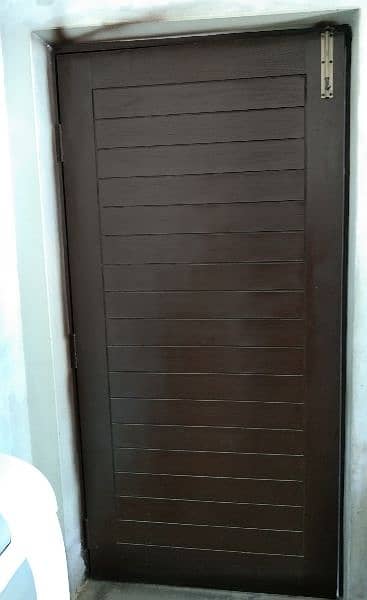 Room door  Rs 9000 per door,  2 door available 0