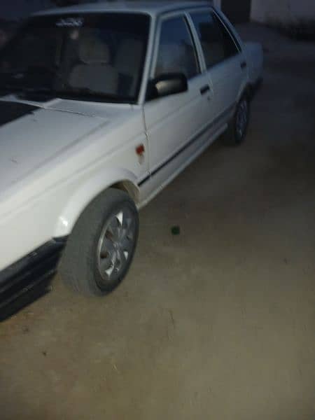 Nissan Sunny 1989 1