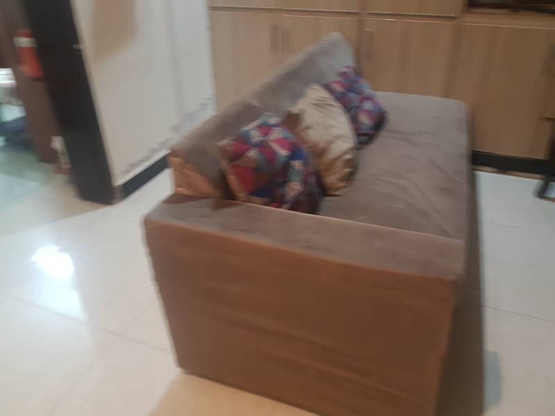 L shape + 5seater sofa in good condition 2