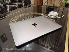 Apple Macbook Air M12020