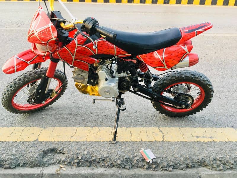 Mini Trail Bike Just Like New Condition. 5