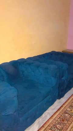 7 seater mint condition sofa