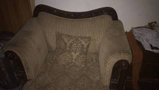 7 Seater chinioti sofa set mint condition