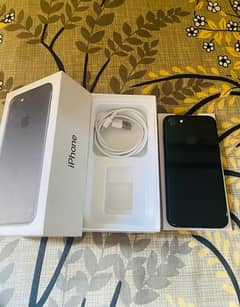 iPhone 7 128 gb PTA Approved with box