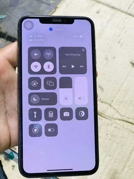 i phone xs max 2 sims pta approved 1