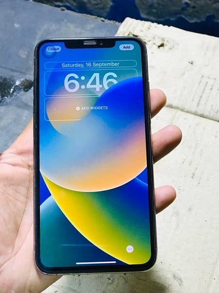 i phone xs max 2 sims pta approved 2