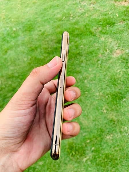 iphone 11 pro max dual PTA approved 6