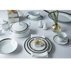 Noritake Sri Lanka 12 person dinner set (new) - 38 pcs fine bone china