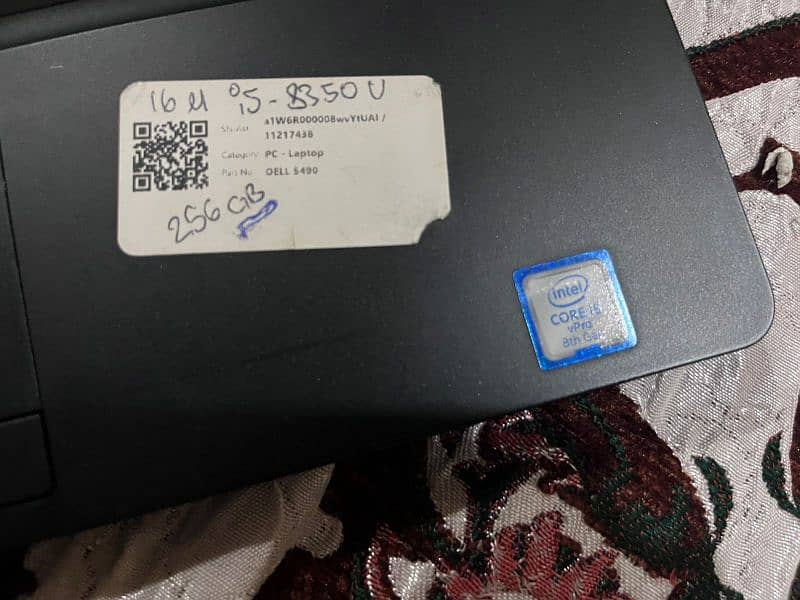 Dell Laptop Core i5 8gen 1
