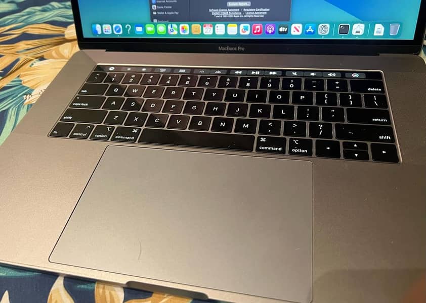 Apple Macbook pro i9 2Tb 5