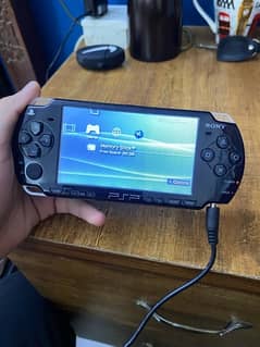 PSP 2000 128gb With 7 Original Games and Pouch