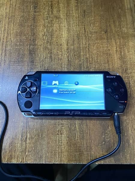 PSP 2000 128gb With 7 Original Games and Pouch 3