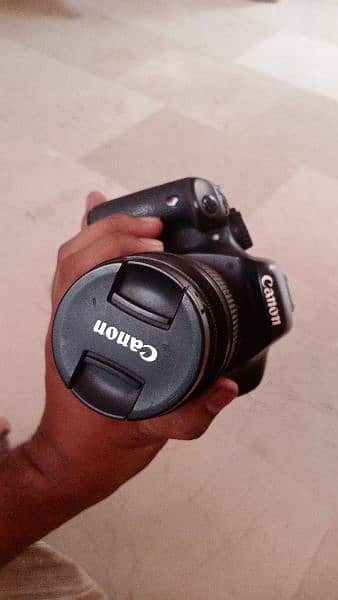 Canon 550d with Canon 18-55 lens read description 1