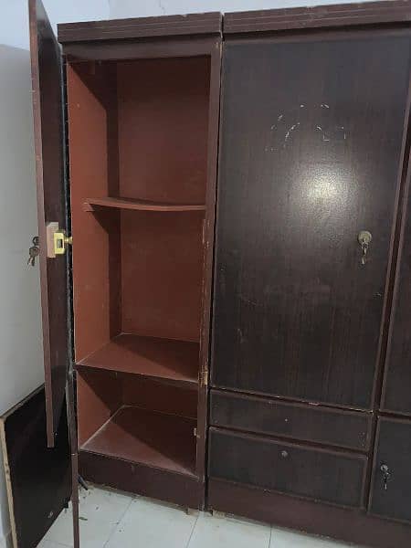 2 wardrobes 2 doors and 2 single wardrobes for sale 2