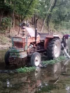 tractor 2000 model