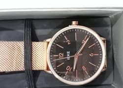 Men's formal analog watch