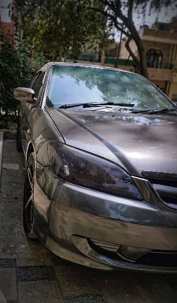 Honda Civic Oriel. Outclass condition. Details are below then call 1