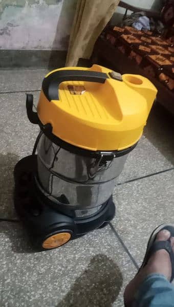 vacuum cleaner 1400W 4