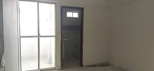 4 ROOMS FLAT FOR SALE IN NEW BUILDING CROWN RESIDENCY 12