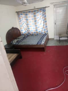 Furnish mumty room available in G10/1 for male only