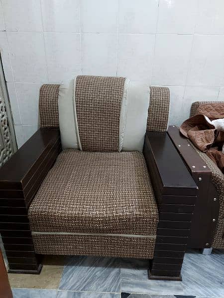 5 seat sofa with tables 1