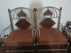 5 seater sofa set along with table 5x3