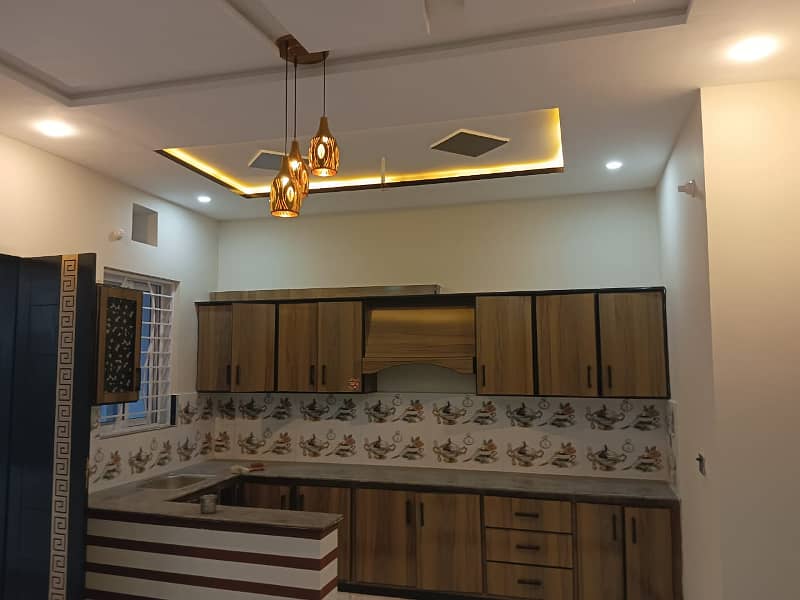 Hassan town rafi qamar road new brand Spanish 4.5 marly double story house for sale 3
