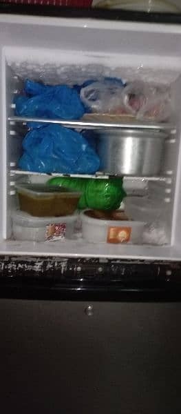 Refrigerator 1