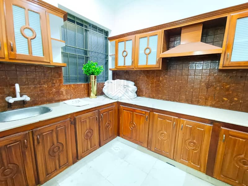 Fully Furnished Luxury House For Rent In Batala Colony D Ground Satiyana Road Faisalabad 29