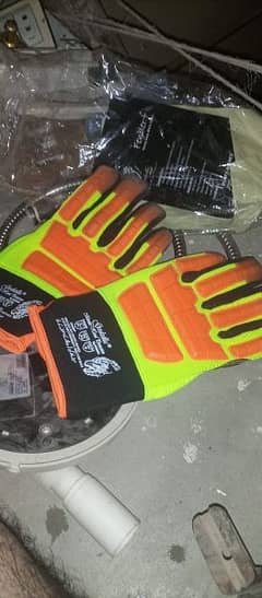 gloves heavy use