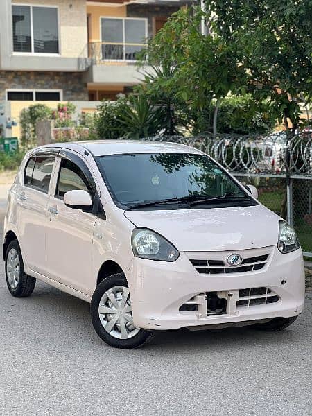 Daihatsu Mira 2012 4