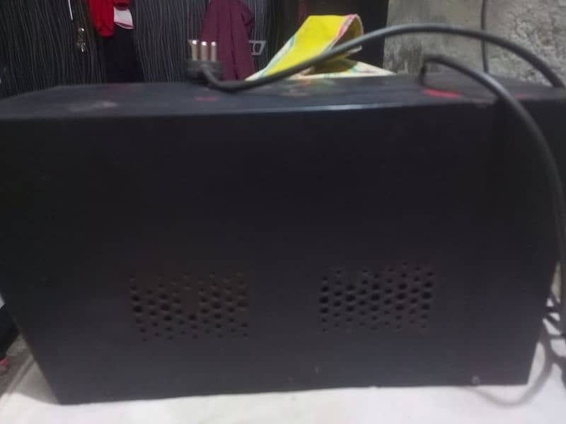 1000 Watts ups  good condition no repair urgent sale 1