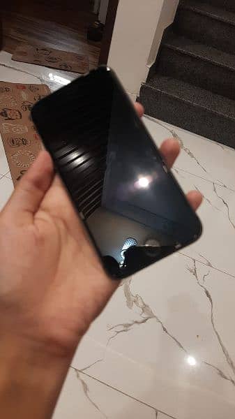 Rs 19;999
Iphone 8  Non-PTA good condition-for sale 2