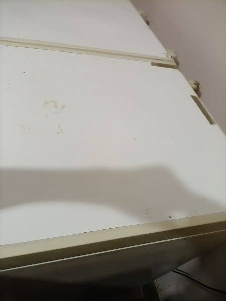 Fridge & freezer urgent Sale 1