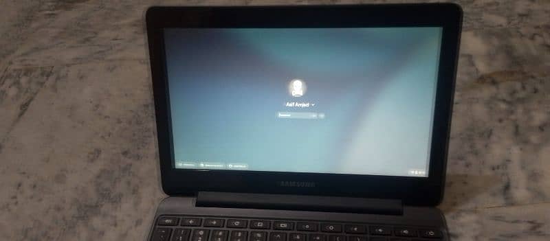 Samsung chrome book 2