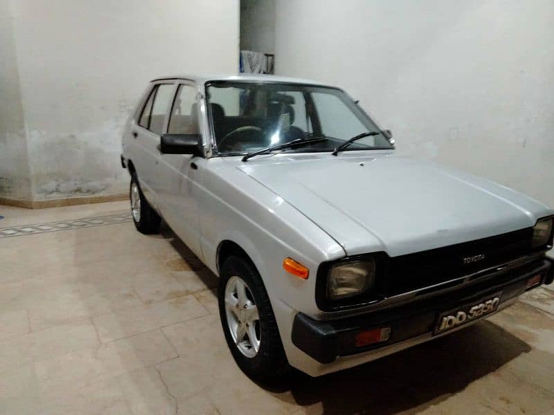 Toyota Starlet 1981 11