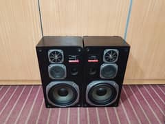 Victor Japani Speakers 400 watts total rms 0