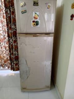 Selling Dawlance Fridge