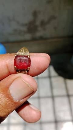 Antique rings with gems stone