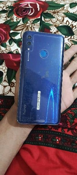 Honor 10 lite 10/10 condition home use mobile with original box 2