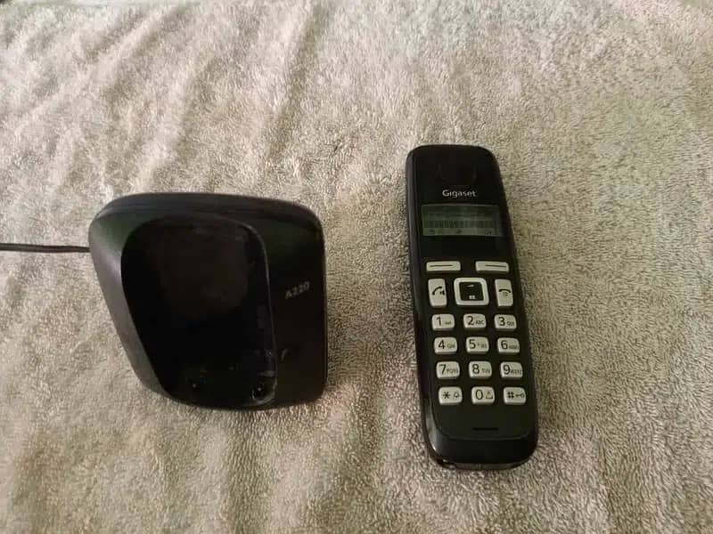 Gigaset A220 cordless phone 5