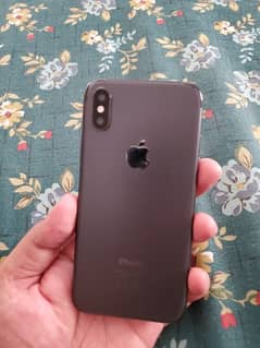 i want to sale iphone xs 64GB (PTA Approved)