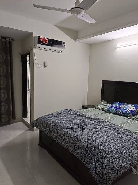 B-17 Self check , 1bed Daily basis Furnished flat for rent 17